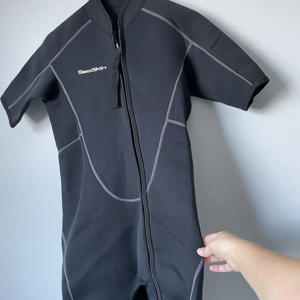 Seaskin 3mm Shorty Wetsuit Black Surfing Swimming Atheltic Unisex Size Medium